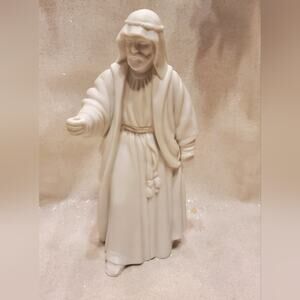 1983 Avon Nativity Collectibles THE SHEPHERD White Porcelain Bisque Figurine